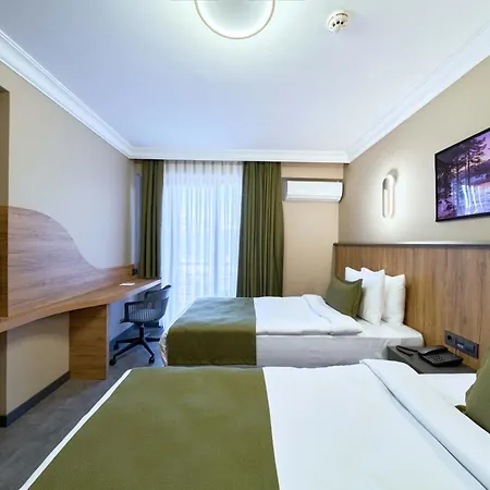 酒店 Rest By Dedeman 3*
